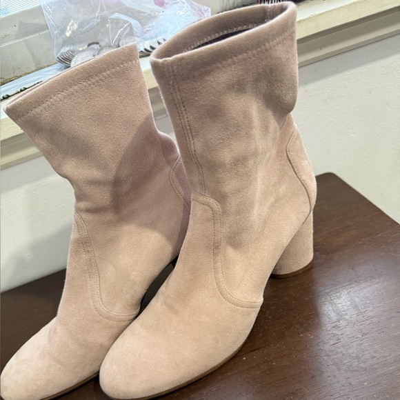 Stuart Weitzman Blush Suede Heeled Boots - Picture 2 of 3